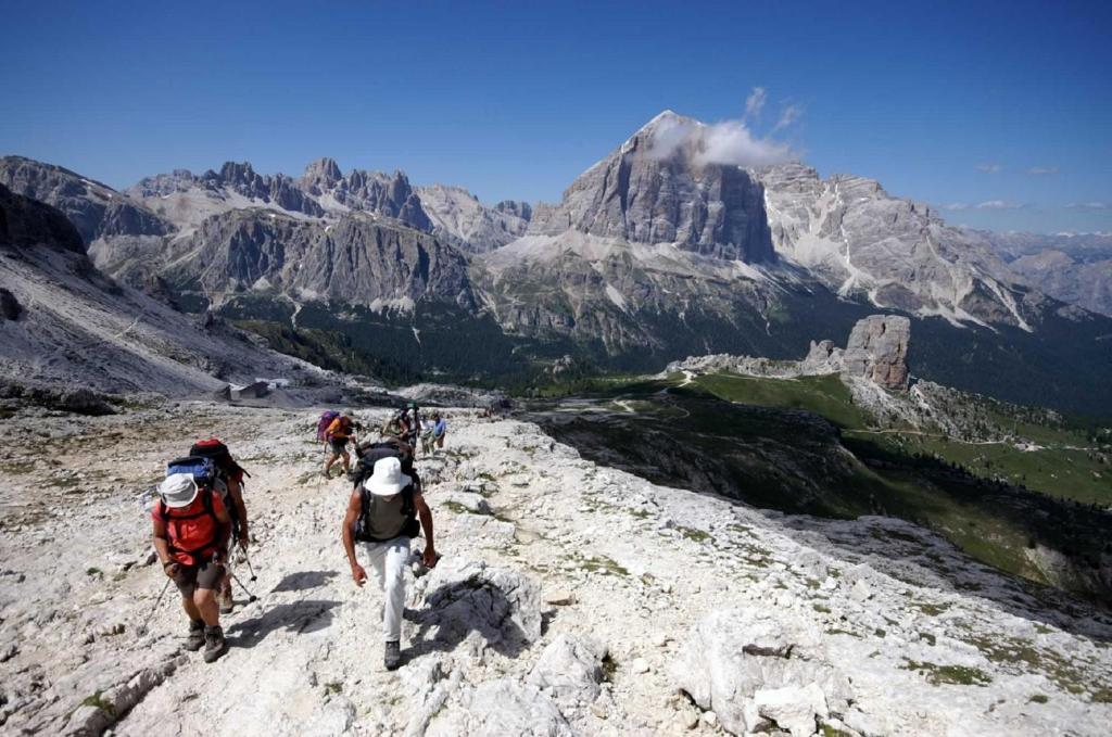 Monti Pallidi B&B Apartments Corvara In Badia Eksteriør bilde